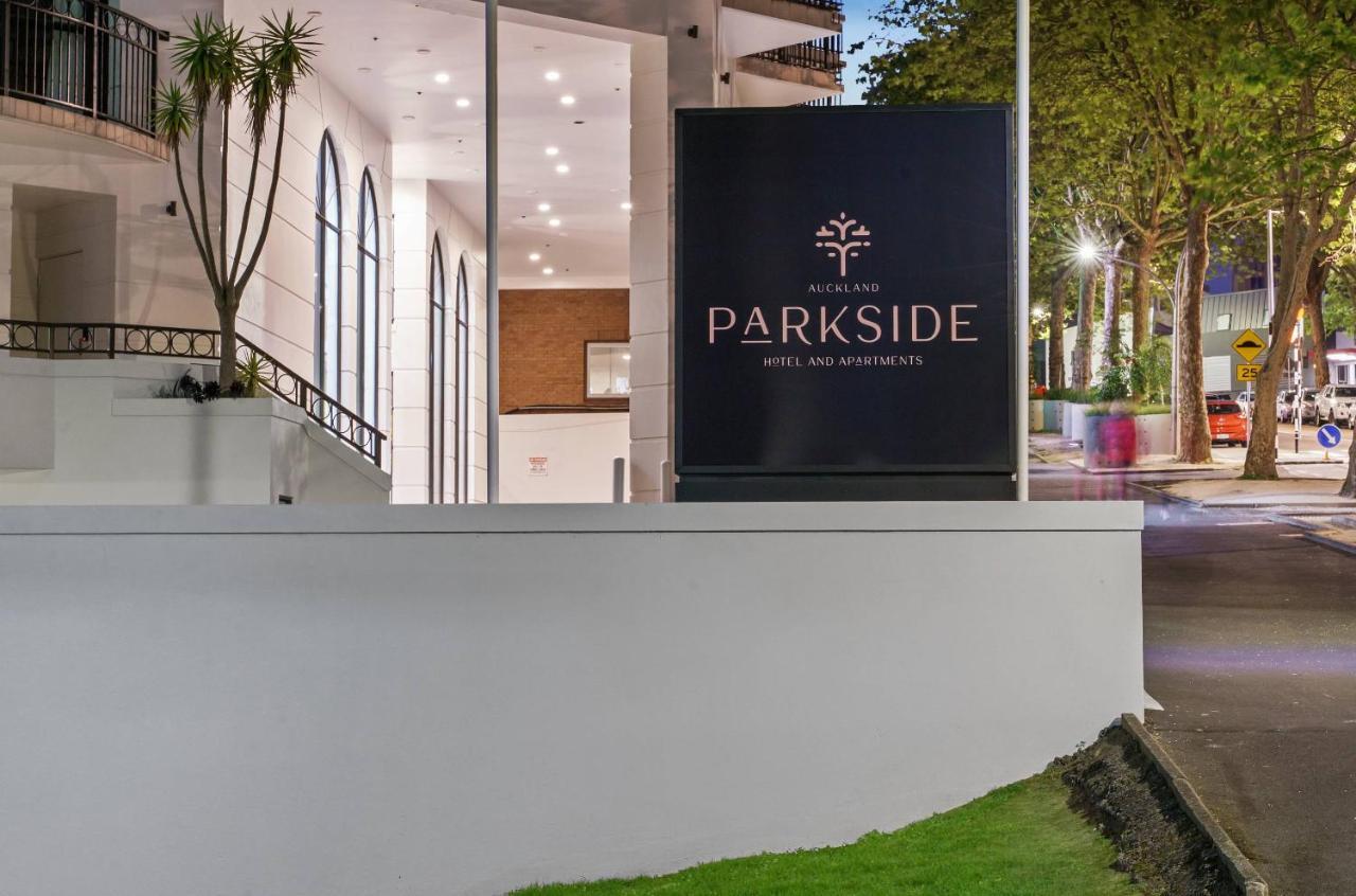 Parkside酒店&4*